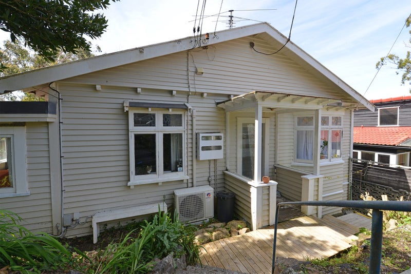 19 Hadfield Terrace, Kelburn, Wellington - Carousel 8