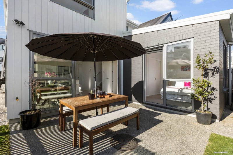 8 Marsics Street, Glen Innes, Auckland - Carousel 19