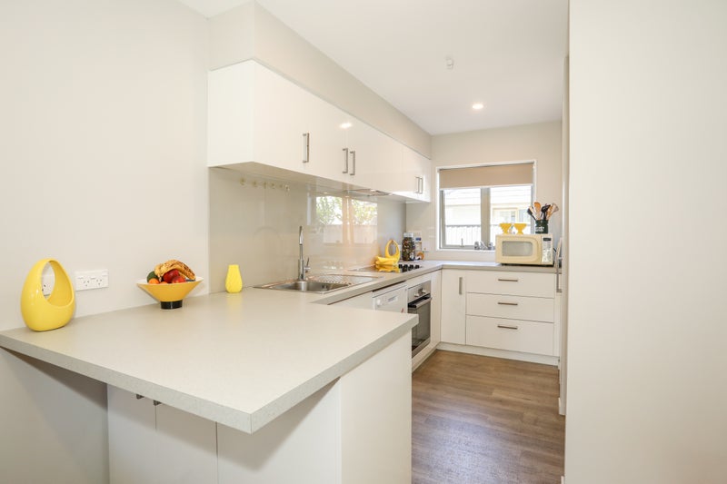 18B Mona Vale Avenue, Riccarton, Christchurch - Carousel 2
