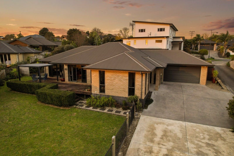 13 Alford Place, Huntington, Hamilton - Carousel 1