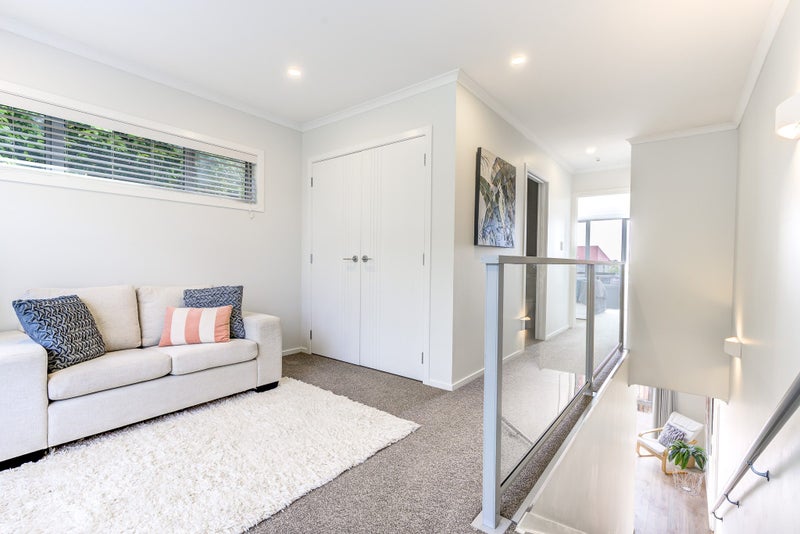 9/19 Ruakiwi Road, Hamilton Lake, Hamilton - Carousel 1