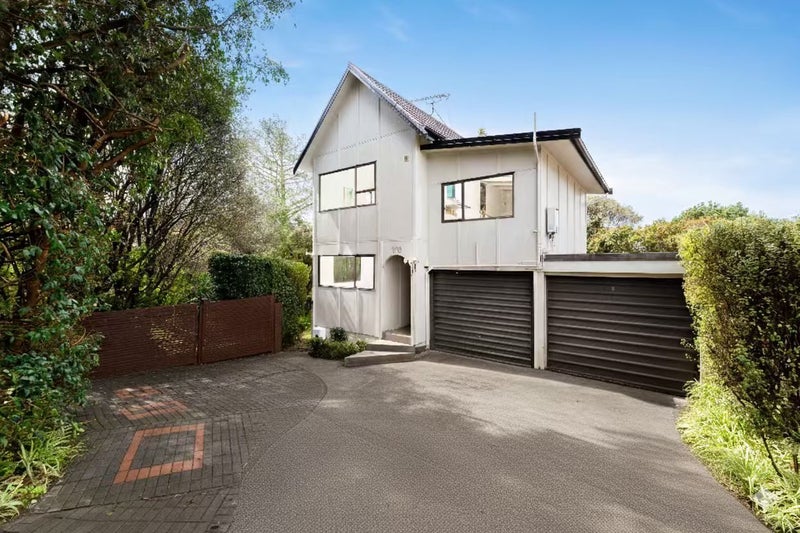 1/18 Redwing Street, Browns Bay, Auckland - Carousel 1
