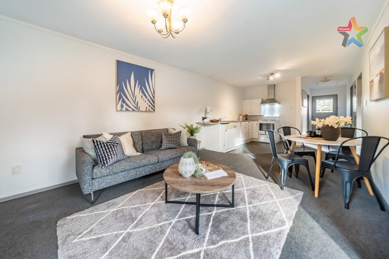 6/17 Cedar Street, Maungaraki, Lower Hutt - Carousel 2
