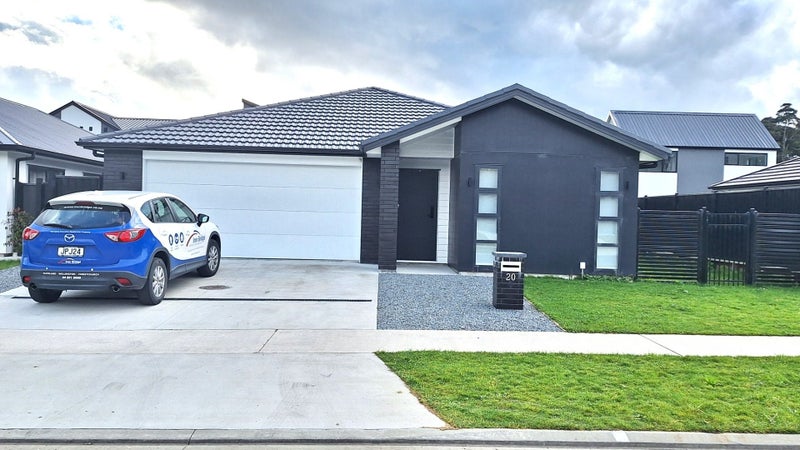 20 Castletown Street, Wallaceville, Upper Hutt - Carousel 2