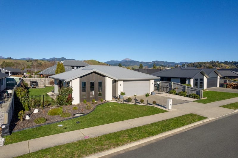 14 George Fyfe Way, Wakefield, Wakefield - Carousel 19