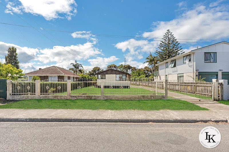 39 Stonex Road, Papatoetoe, Auckland - Carousel 1