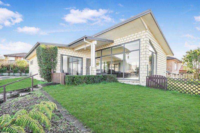 14 Hadrians Way, Nawton, Hamilton - Carousel 1