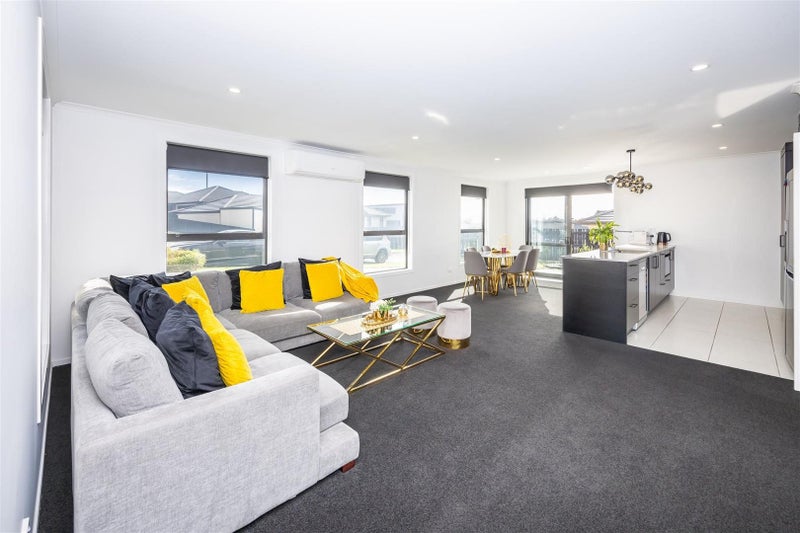 62 Pragma Rise, Rototuna North, Hamilton - Carousel 2