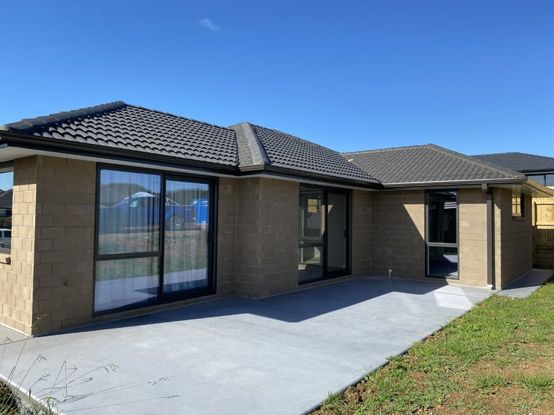 8 Cascade Crescent, Tikipunga, Whangarei - Carousel 2
