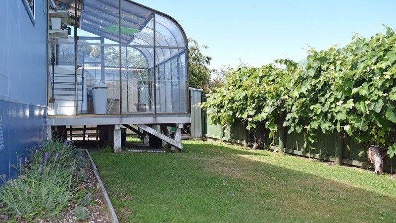 2/7 Hinemoa Avenue, Taupō - Carousel 14