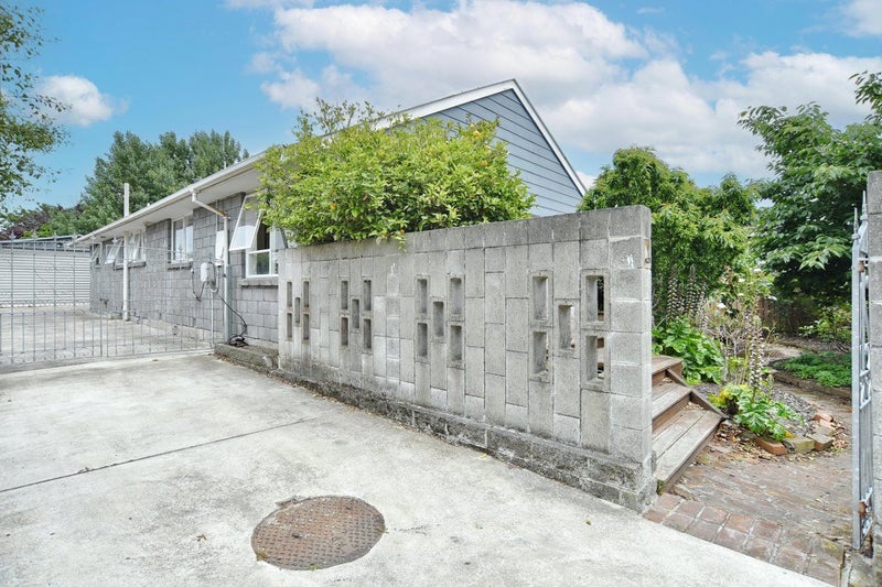 27 Heathglen Avenue, Parklands, Christchurch - Carousel 22