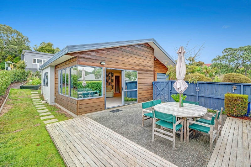 20 Otanerua Road, Hatfields Beach, Orewa - Carousel 1