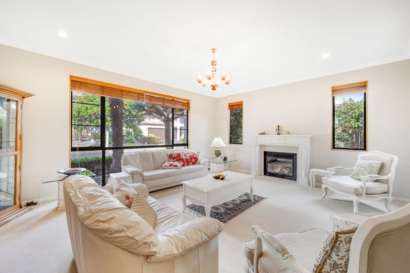 6 Cherrywood Crescent, Northpark, Auckland - Carousel 2