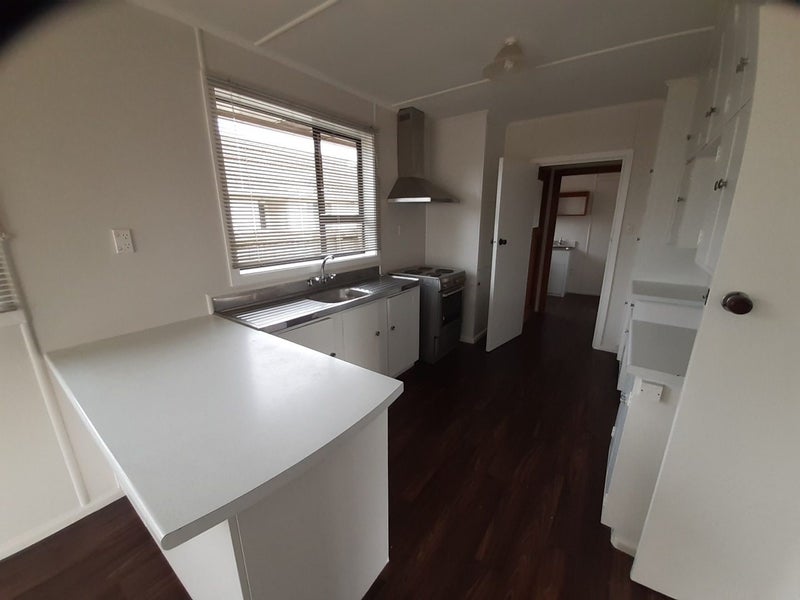 28 Leicester Crescent, Hoon Hay, Christchurch - Carousel 2