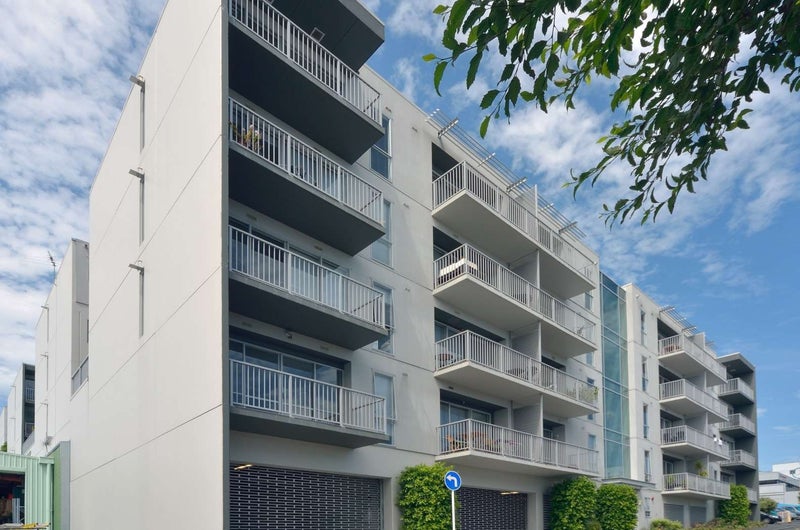 4K/21 Virginia Avenue East, Eden Terrace, Auckland - Carousel 1