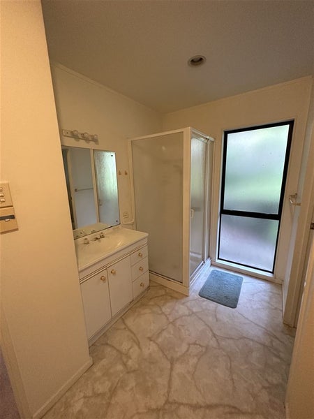 64 Caribbean Drive, Unsworth Heights, Auckland - Carousel 13