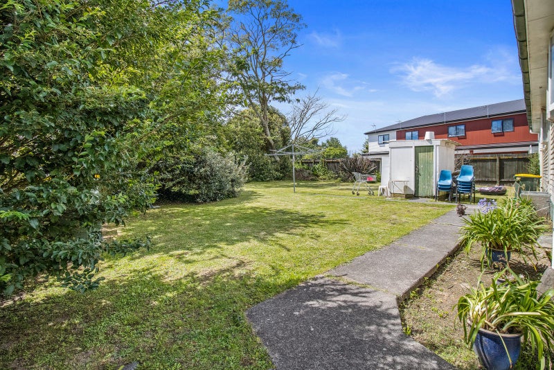 16 Hockin Place, Fairfield, Hamilton - Carousel 2