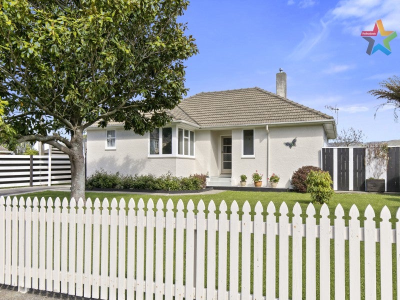 37 Chapman Crescent, Naenae, Lower Hutt - Carousel 2