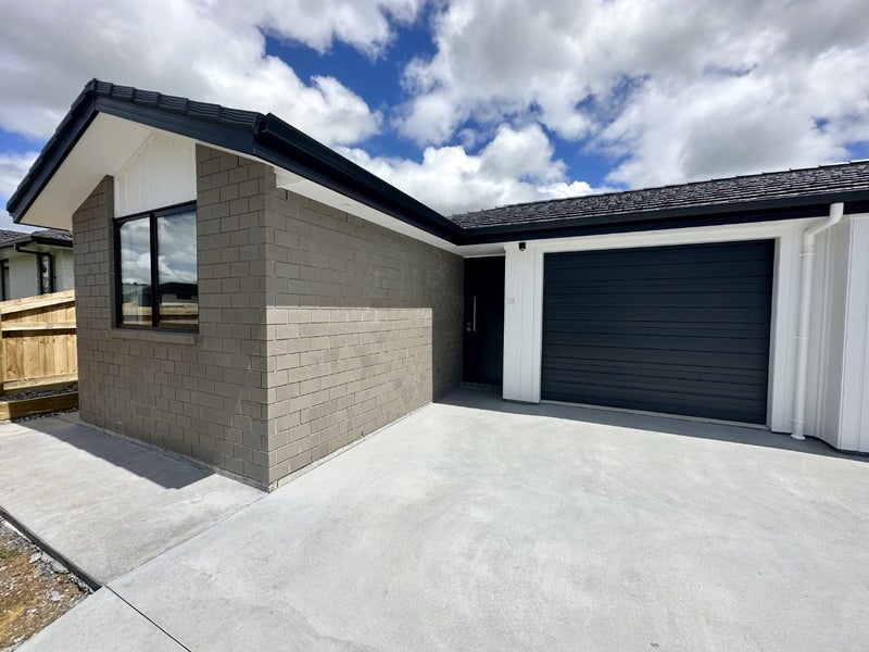 12 Cascade Crescent, Tikipunga, Whangārei - Carousel 1