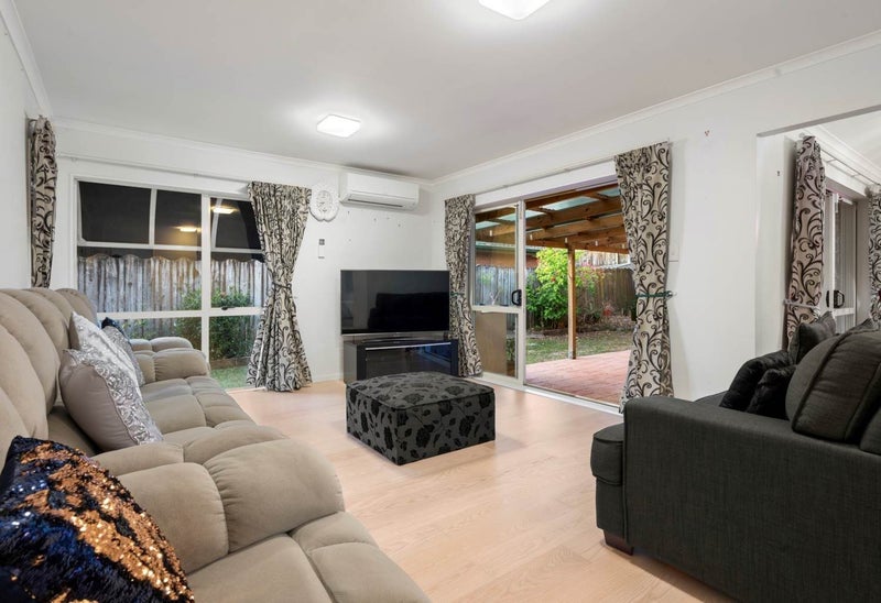 34 Farmdale Court, Flat Bush, Auckland - Carousel 2
