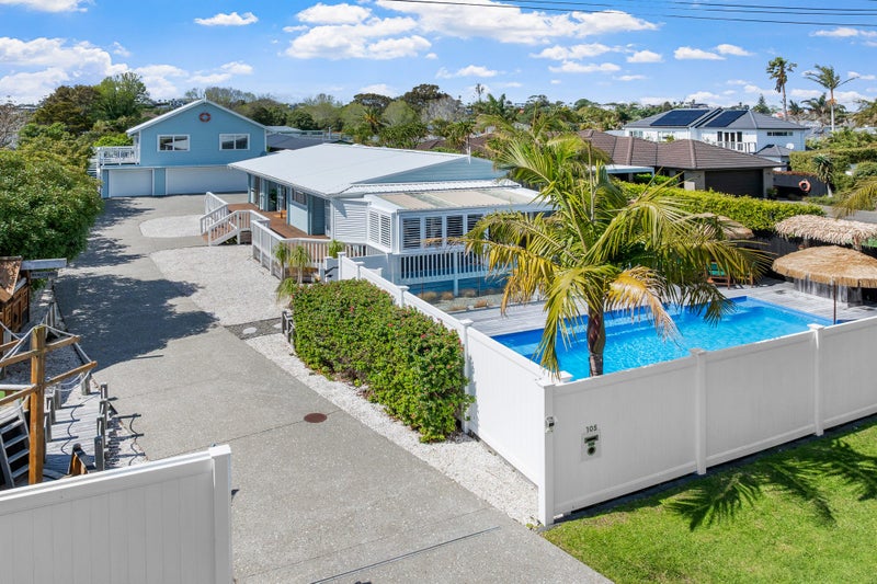 105 Ladies Mile, Manly, Whangaparaoa - Carousel 1