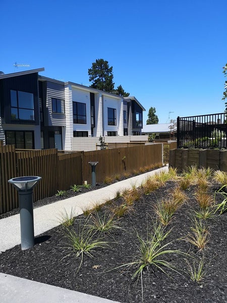 23B Melling Street, Glen Innes, Auckland - Carousel 1
