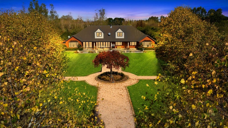 44 Modena Place, Ohoka, Kaiapoi - Carousel 1