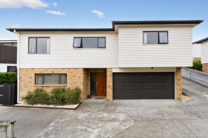 31 Hira Way, Hillsborough, Auckland - Carousel 1