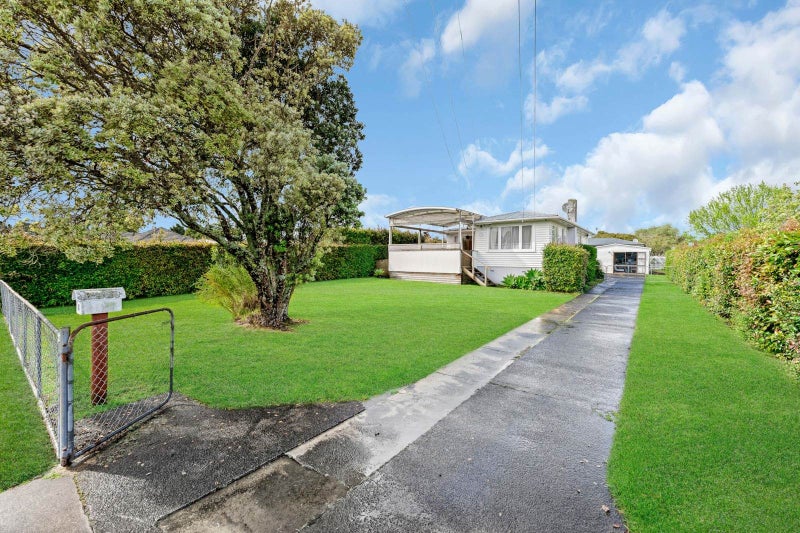 32 Ribblesdale Road, Henderson, Auckland - Carousel 2