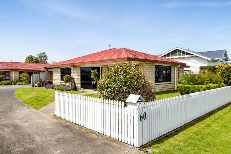 60 Disraeli Street, Hawera - Carousel 30