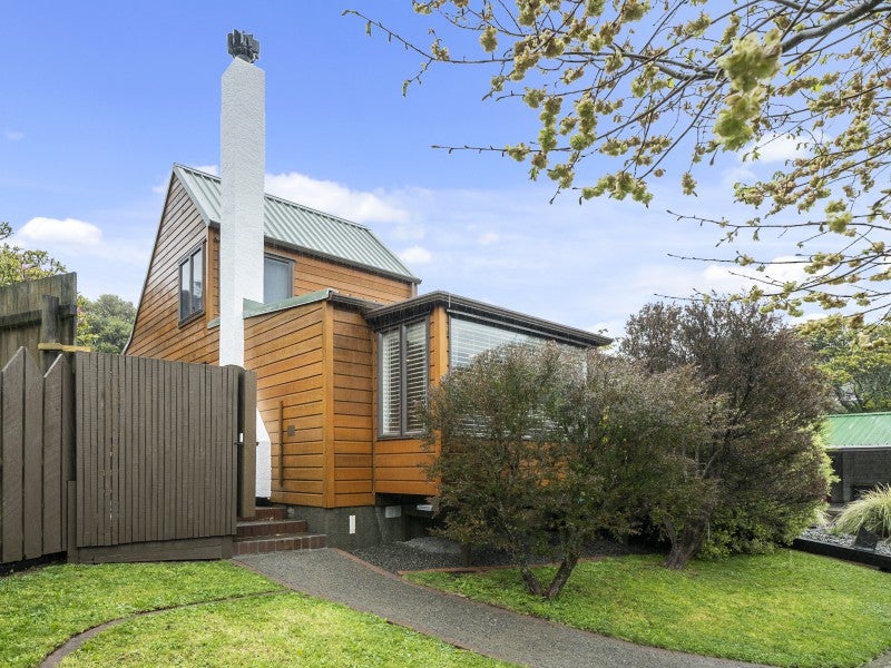 9/33 Halswater Drive, Churton Park, Wellington - Carousel 1