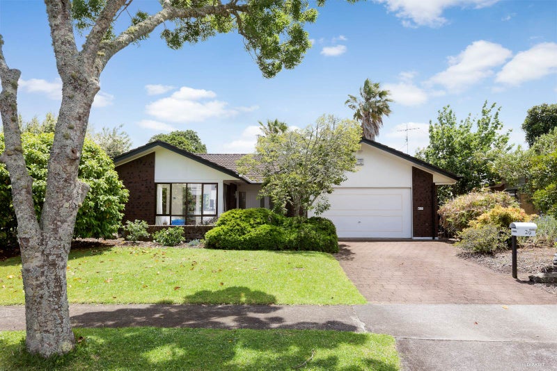 29 Raddock Place, Farm Cove, Auckland - Carousel 2