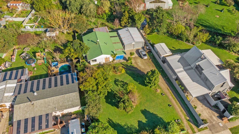 13 Hooper Street, Tamarau, Gisborne - Carousel 20