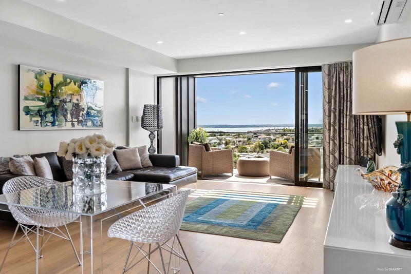 504/12 Mackelvie Street, Grey Lynn, Auckland - Carousel 1