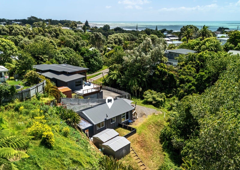 53 Pitcairn Street, Oakura - Carousel 23