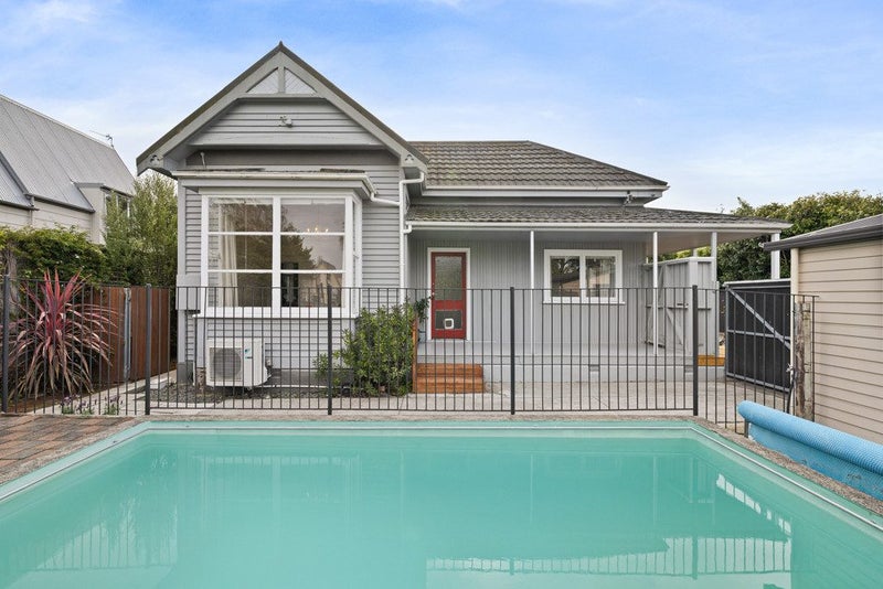 309 Eastern Terrace, Sydenham, Christchurch - Carousel 1