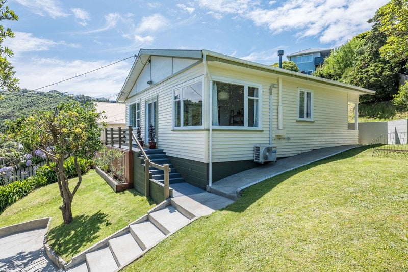 152 Darlington Road, Miramar, Wellington - Carousel 1