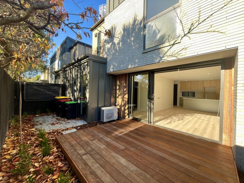 19 Courtenay Street, St Albans, Christchurch - Carousel 19