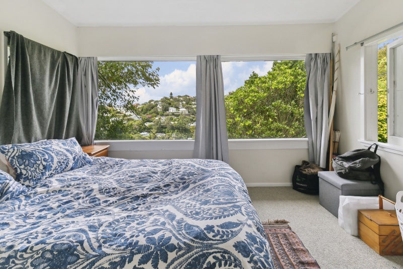 1/13 Garden Road, Northland, Wellington - Carousel 2