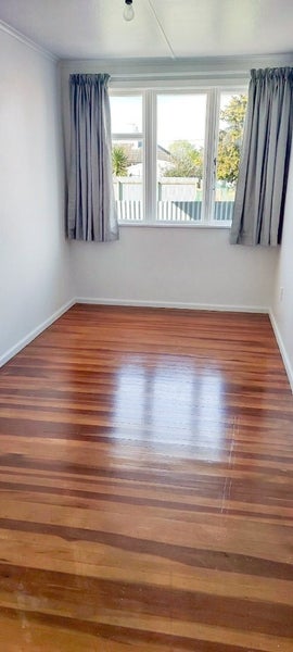 5 Bennett Street, Waipawa, Waipawa - Carousel 1