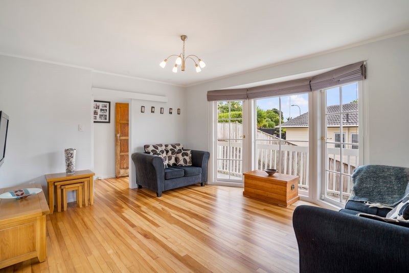 113 Kia Ora Road, Beach Haven, Auckland - Carousel 2