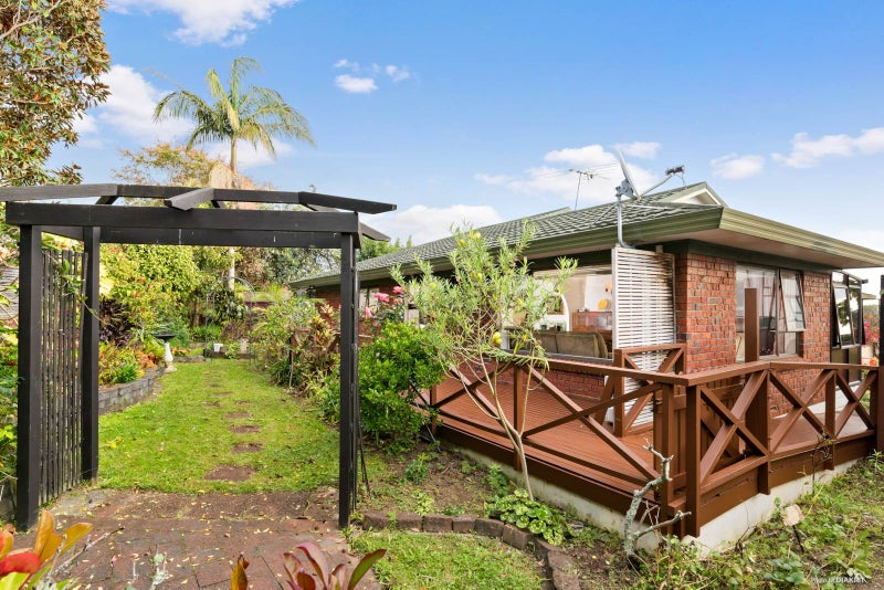 2/168 Prince Regent Drive, Farm Cove, Auckland - Carousel 2