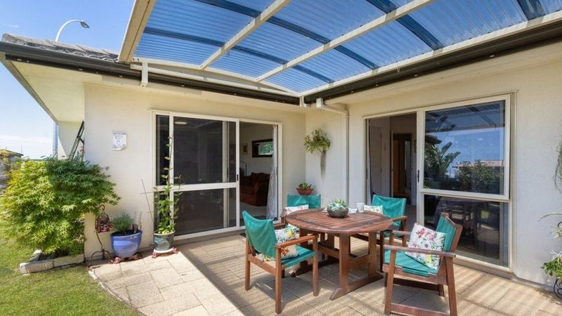 2 Abbey Way, Judea, Tauranga - Carousel 1