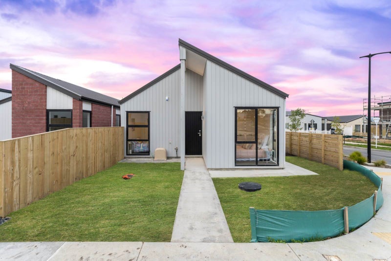 30D Biokovo Street, Massey, Auckland - Carousel 2