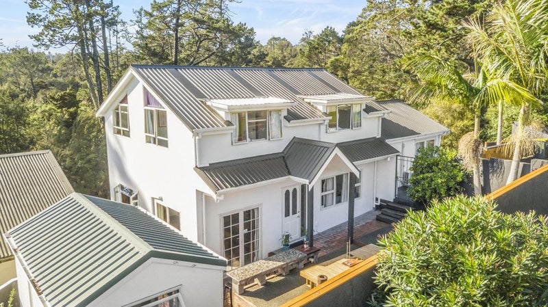 134 Eskdale Road, Birkdale, Auckland - Carousel 2