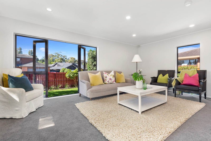 1/9 Britannia Place, Half Moon Bay, Auckland - Carousel 2
