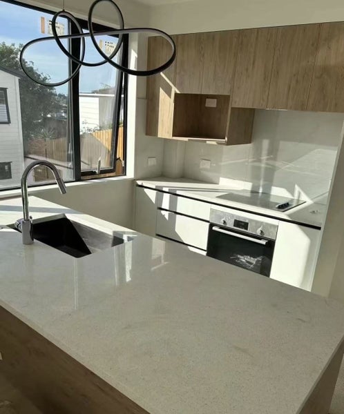 9 Aralia Road, Sunnynook, Auckland - Carousel 14