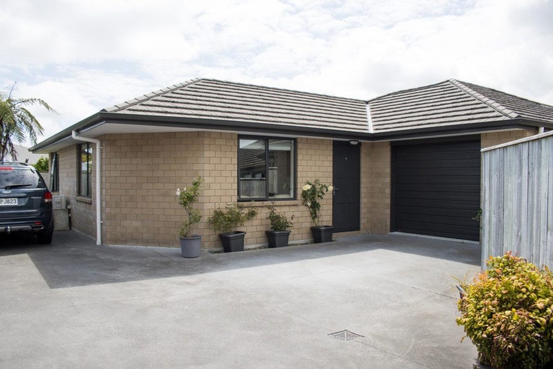 329A Carrington Street, Vogeltown, New Plymouth - Carousel 1