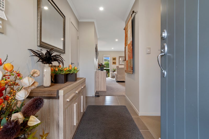 27 Bridgewater Way, Pyes Pa, Tauranga - Carousel 2