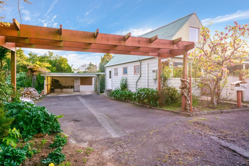 56 Hain Avenue, Mangere East, Auckland - Carousel 1